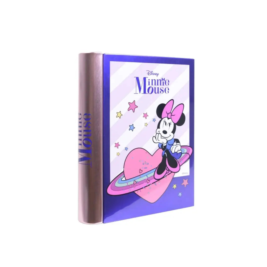 MINNIE DELICIOUS BOOK.